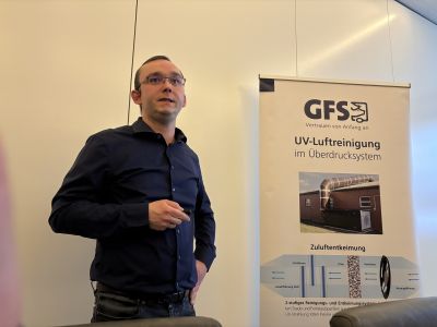 Sebastian Tigges präsentierte in Geseke die Vorteile der GFS-Top-Animal-Service GmbH.