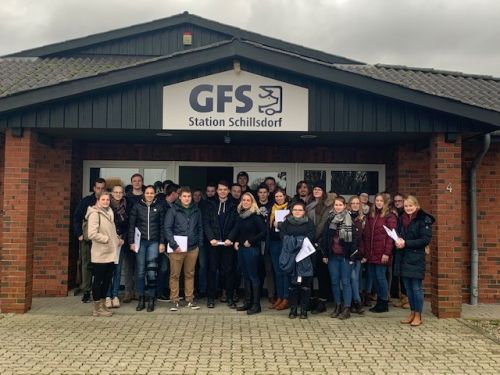 GFS Schillsdorf Studenten aus Kiel
