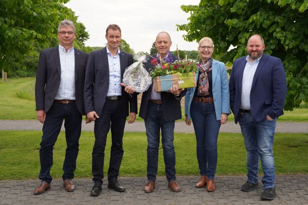 v.l.: Paul Hegemann, Jürgen Horstmann, Hubert Lefert, Dr. Meike Friedrichs, Robert Dietz