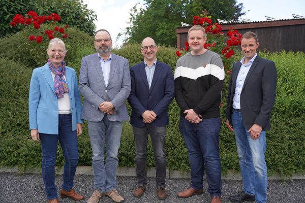 v.l.: Dr. Meike Friedrichs, Norbert Klapp, Dr. Thorsten Klauke, Johannes Wildenhues und Jürgen Horstmann. Es fehlt: Frank Hilgenkamp.